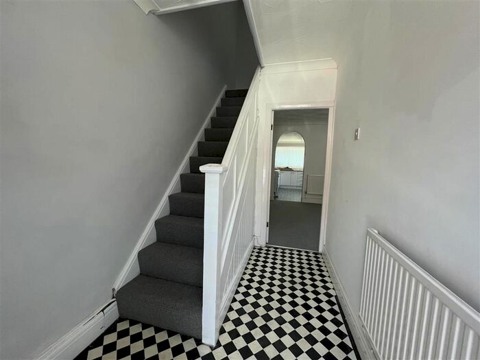 3 Bedroom Property To Rent In Rees Street, Port Talbot, SA12