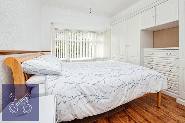 3 Bedroom End Of Terrace House For Sale In Sutton Road, Hull, East Yorkshire, HU6