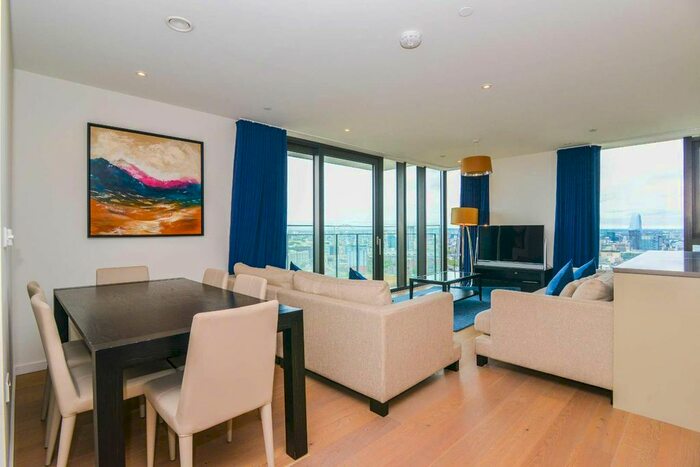 3 Bedroom Flat To Rent In St Gabriel Walk, Elephant And Castle, London, SE1