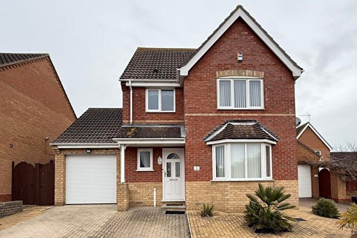 3 Bedroom Detached House To Rent In Stimpson Close, Lowestoft, NR32