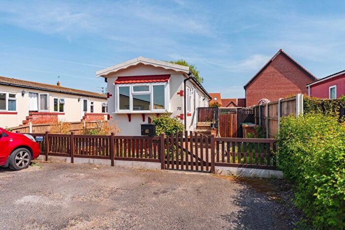 1 Bedroom Caravan For Sale In Blue Sky Close, Bradwell, NR31