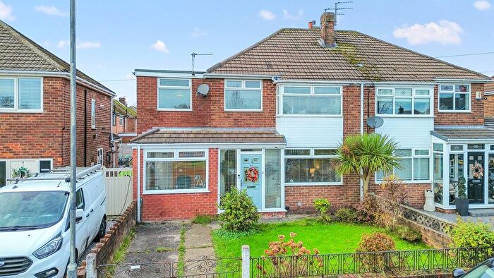 4 Bedroom Semi Detached House For Sale In Legh Road, Haydock, WA11