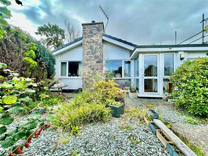 3 Bedroom Bungalow For Sale In Parc Clai Coediog, Pentraeth, Isle Of Anglesey, LL75