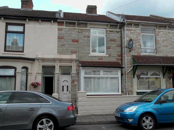 3 Bedroom Terraced House To Rent In Shearer Road, Portsmouth, PO1