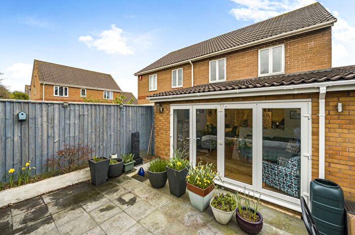 3 Bedroom Semi-Detached House For Sale In Cornfield Gardens, Plymouth, Devon, PL7