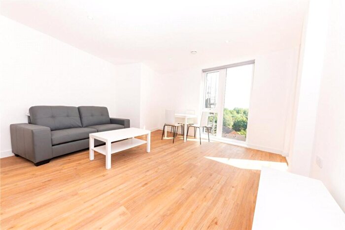 2 Bedroom Flat To Rent In Advent Way, Ancoats, M4