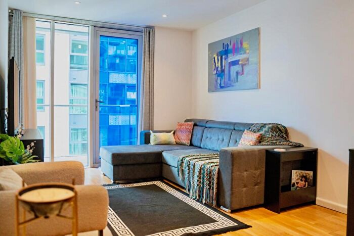 1 Bedroom Flat To Rent In Ability Place, Millharbour, Canary Wharf, E14