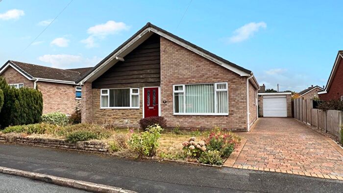 2 Bedroom Detached Bungalow For Sale In Hillcrest Drive, Burton Upon Stather, DN15
