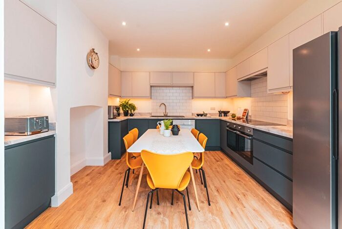 7 Bedroom Semi-Detached House To Rent In Southmead Road, Bristol, BS34