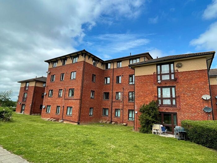 2 Bedroom Flat For Sale In Moorgate, Leadenhall, Milton Keynes, Buckinghamshire., MK6