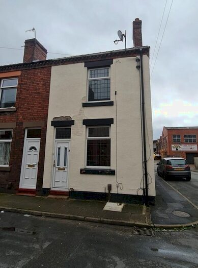 3 Bedroom End Of Terrace House To Rent In Walley Place, Burslem, Stoke-On-Trent ST6