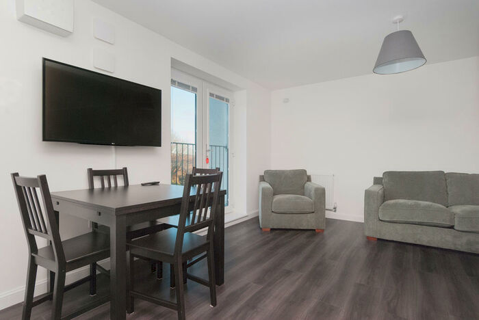 2 Bedroom Flat To Rent In South Gyle Broadway Edinburgh United Kingdom, EH12