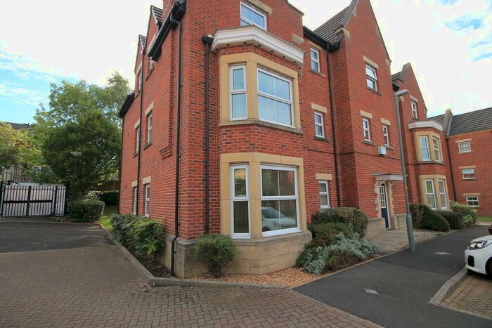 2 Bedroom Apartment To Rent In Alma Wood Close, Gillibrand, PR7