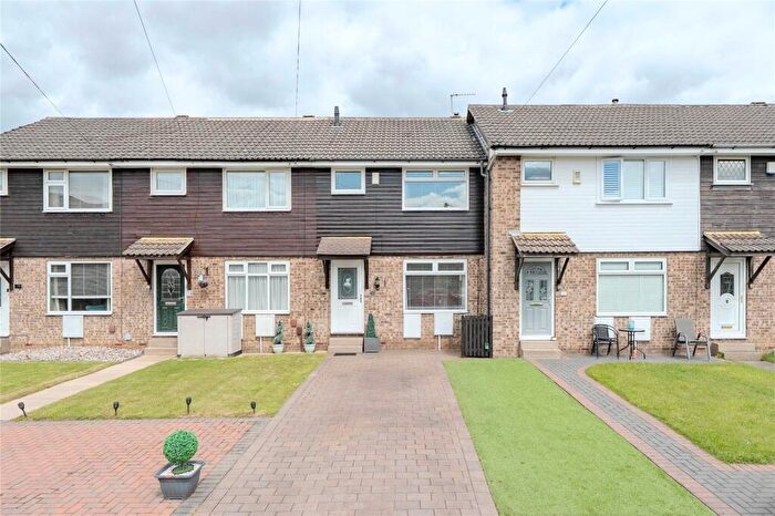 3 Bedroom Town House For Sale In Ashby Square, Leeds, West Yorkshire, LS13