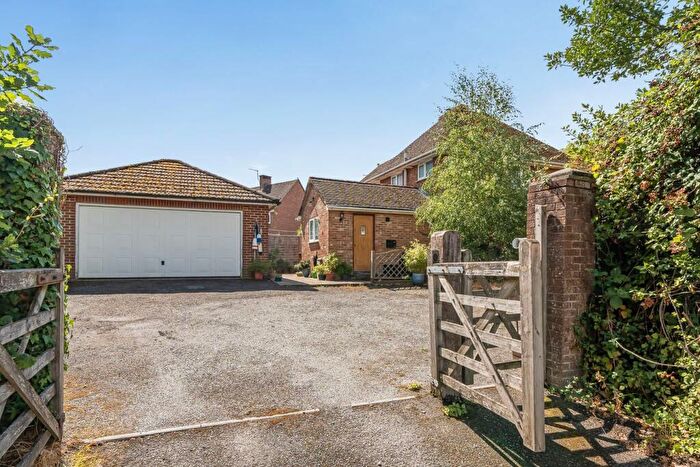 3 Bedroom Semi-Detached House For Sale In Brookley Road, Brockenhurst, SO42