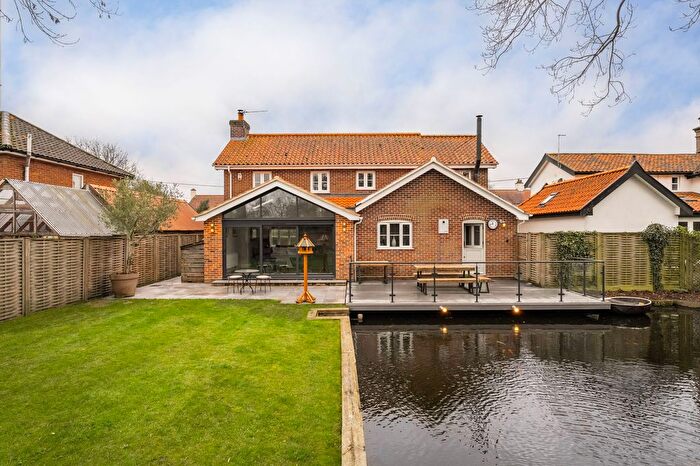 3 Bedroom Detached House For Sale In Church Road, Wacton, NR15