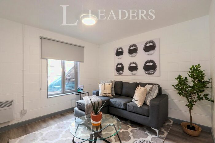 2 Bedroom Flat To Rent In Rockingham Street, Sheffield, S1