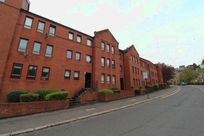 2 Bedroom Flat To Rent In John Knox Street, Glasgow, G4