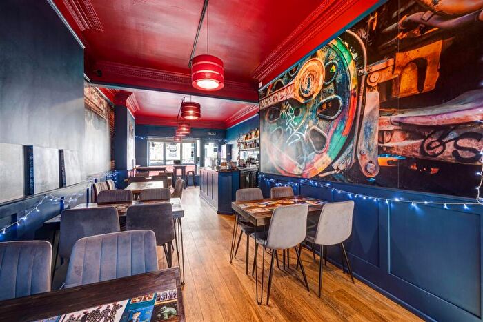 2 Bedroom Restaurant Retail Property / Shop For Sale In Albion House, Ingleton, LA6