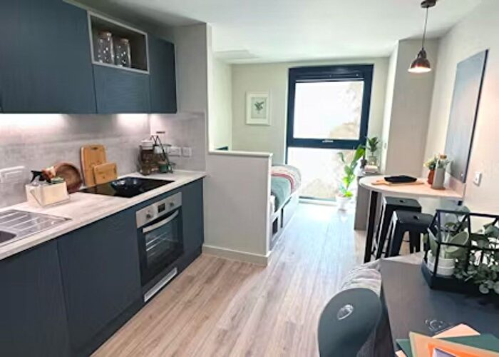 1 Bedroom Flat To Rent In Coburg Street, Portsmouth, PO1