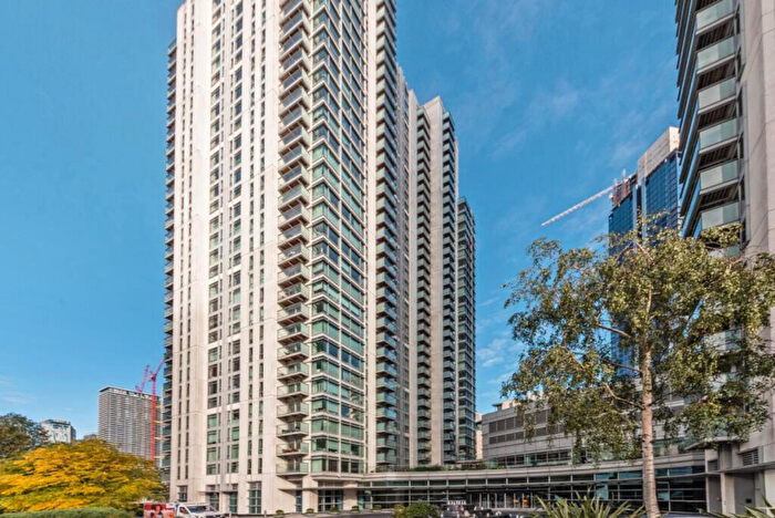 1 Bedroom Apartment To Rent In Pan Peninsula, Canary Wharf, E14