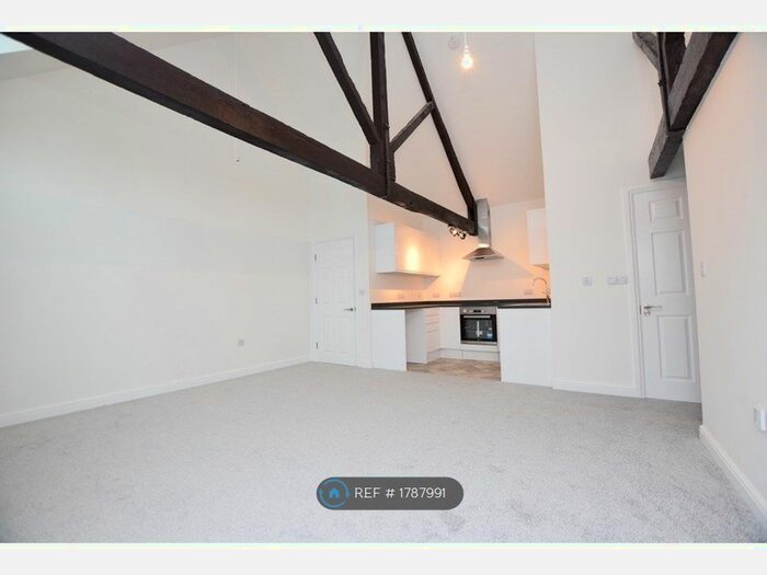 2 Bedroom Flat To Rent In St. Hughs, Radstock, BA3