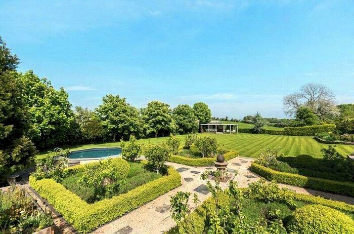 5 Bedroom Detached House To Rent In The Camp, Stroud, Gloucestershire, GL6