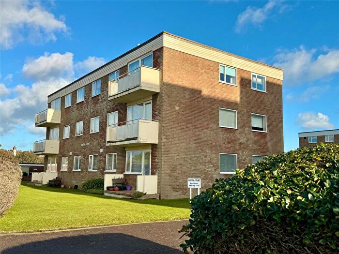 3 Bedroom Apartment For Sale In Haven Court, Cornwallis Road, Milford On Sea, Hampshire, SO41