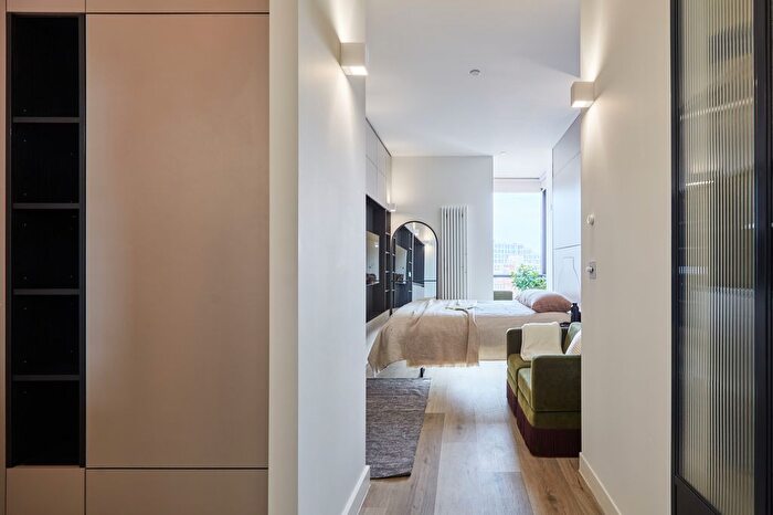 Studio To Rent In Lowlands Rd, Harrow, HA1