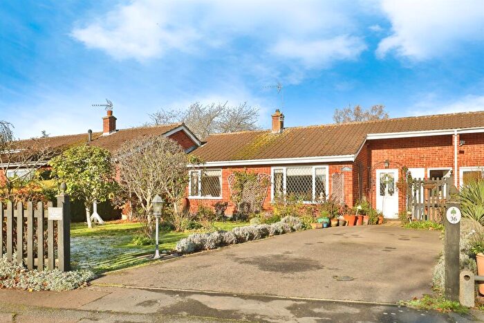 2 Bedroom Semi-Detached Bungalow For Sale In Shillito Road, Blofield, Norwich, NR13