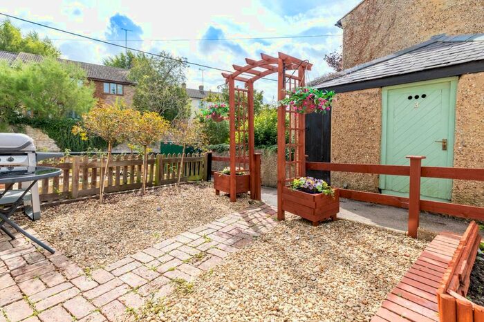 2 Bedroom Cottage To Rent In Bridge Street, Thornborough, Buckingham, MK18