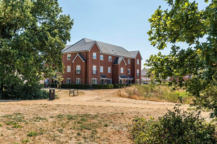 2 Bedroom Apartment For Sale In Tom Gaughan Way, Didcot, OX11