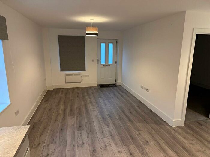 1 Bedroom Apartment To Rent In North Street, Rochford, SS4