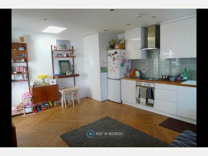 1 Bedroom Maisonette To Rent In Saxon Road, London, E3