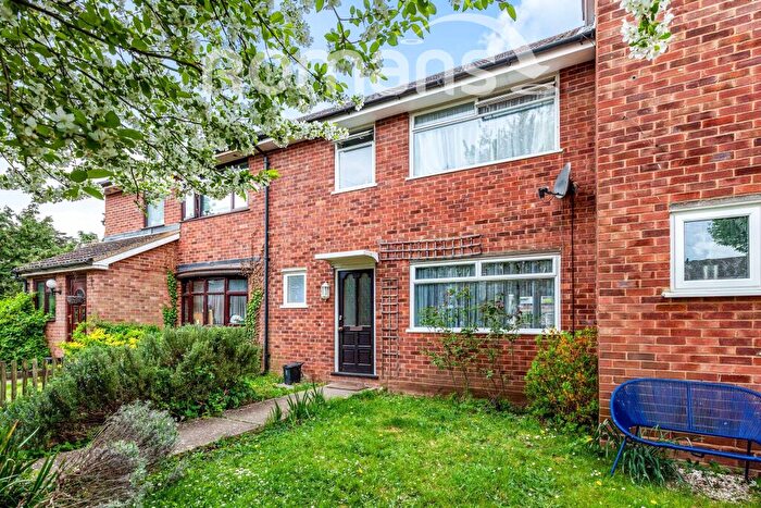 3 Bedroom House To Rent In Cornwell Road, Old Windsor, Windsor, SL4