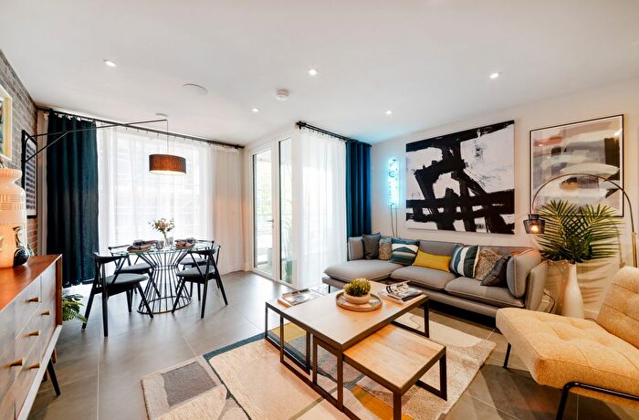 2 Bedroom Flat For Sale In Bagel Factory, Hackney Wick, E9