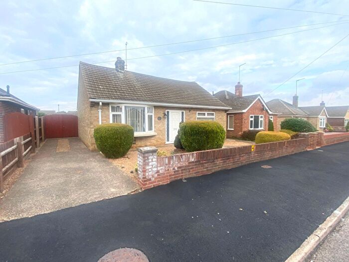 3 Bedroom Detached Bungalow For Sale In Oakdale Avenue, Peterborough, PE2
