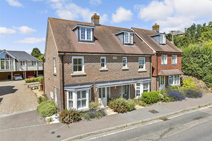 3 Bedroom Semi Detached House For Sale In Chequers Hill, Doddington, Kent, ME9