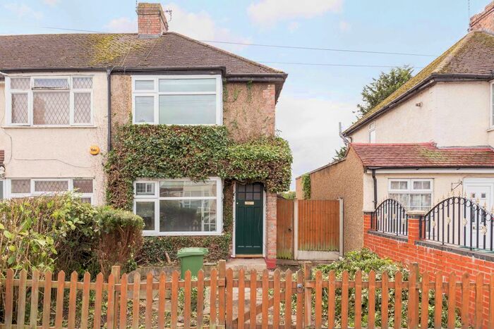 2 Bedroom Detached House To Rent In Cranford Avenue, Stanwell, Staines, TW19