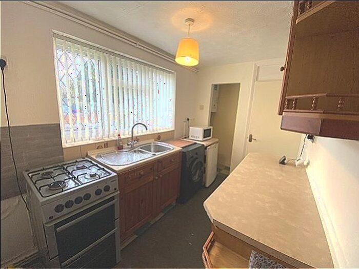 1 Bedroom Flat To Rent In Marchant Road, Bilston, Wolverhampton, WV14