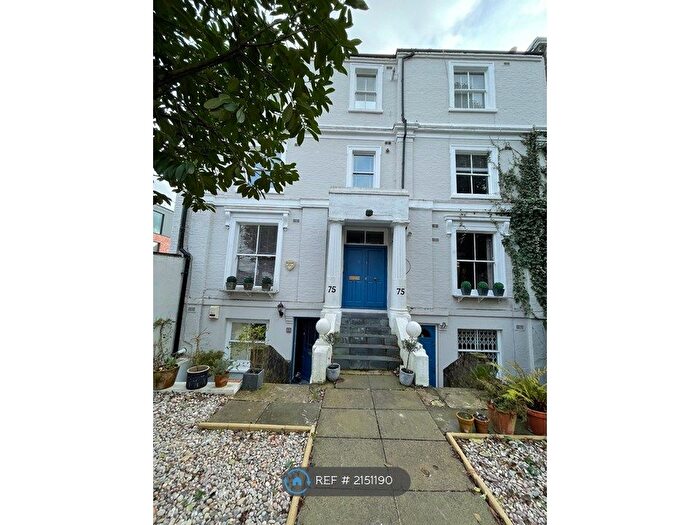 2 Bedroom Flat To Rent In Albion House, London, SW4