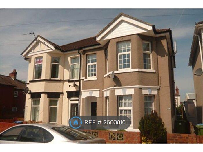 2 Bedroom Flat To Rent In Woolston, Southampton, SO19