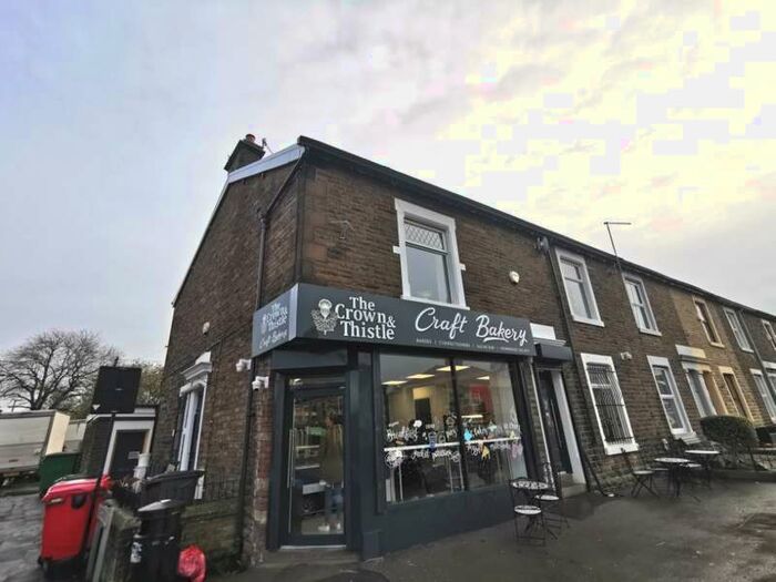 2 Bedroom Flat To Rent In Blackburn Road, , Darwen, BB3