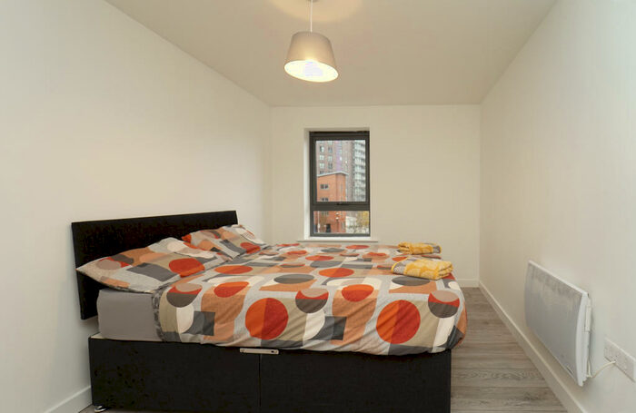 2 Bedroom Apartment To Rent In Bouverie Court, Leeds, West Yorkshire, LS9