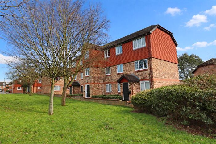2 Bedroom Flat To Rent In Ramshaw Drive, Chelmsford, CM2