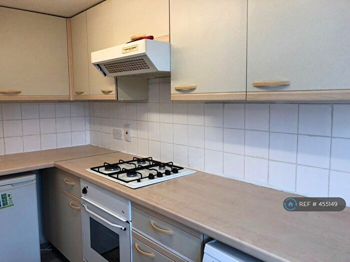 1 Bedroom Flat To Rent In Princes Castle Court, Headington, Oxford, OX3