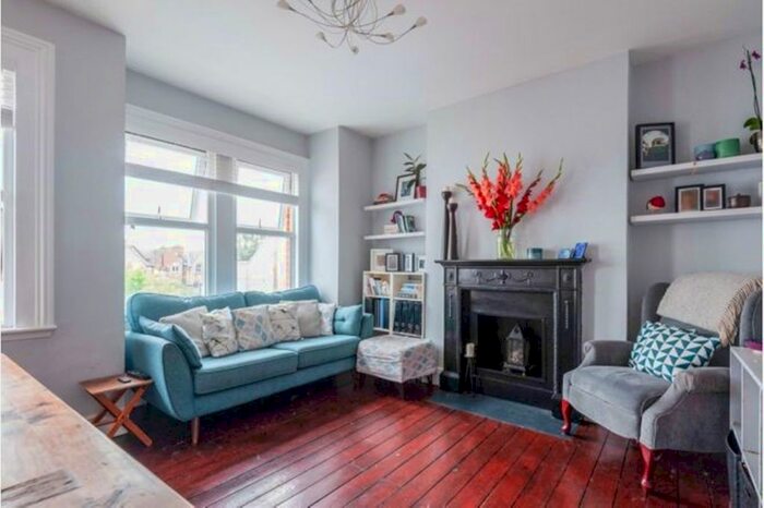 1 Bedroom Flat To Rent In Larkbere Road, Sydenham, London, SE26