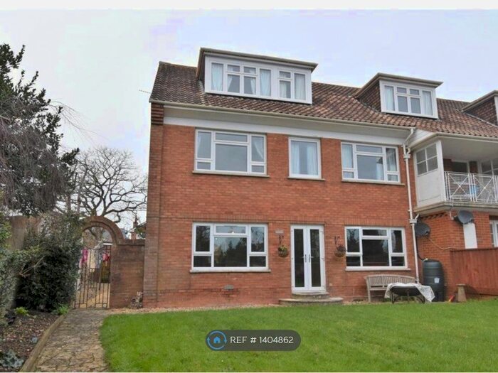 2 Bedroom Maisonette To Rent In Salterton Road, Exmouth, EX8