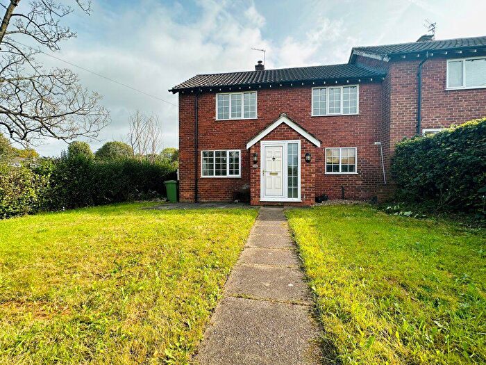 3 Bedroom Semi-Detached House To Rent In Hulley Road, Macclesfield, SK10