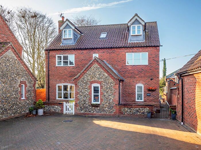 5 Bedroom Detached House For Sale In The Old Dairy, High Street, Mundesley, NR11